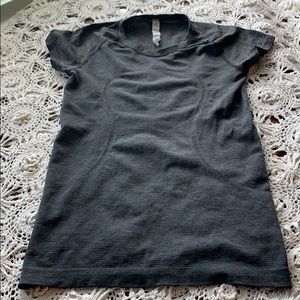 Lulu Lemon Run Swiftly Short Sleeve top